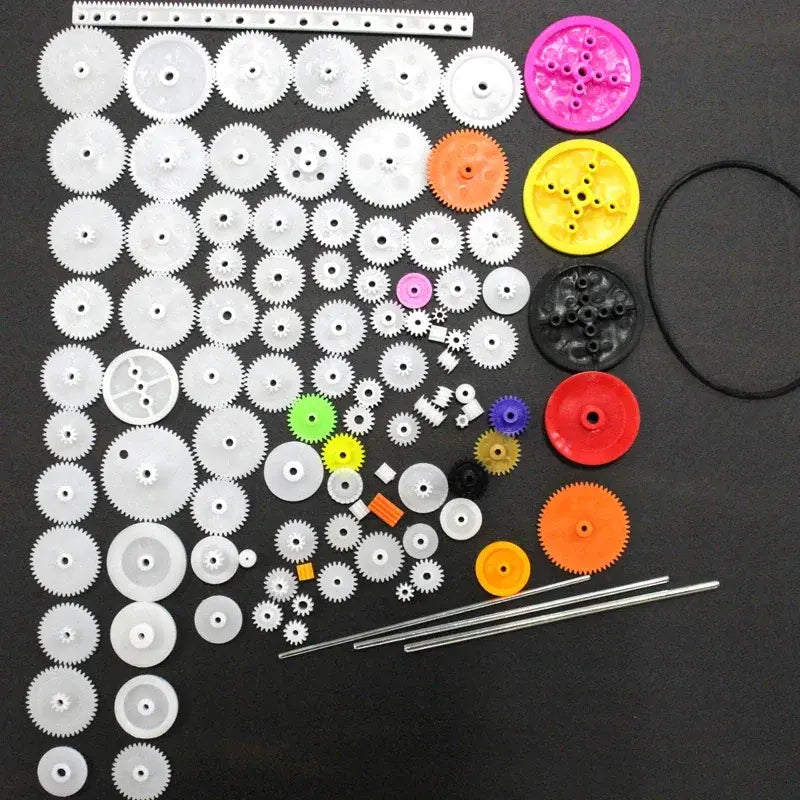 106 Piece Plastic Gear Pack