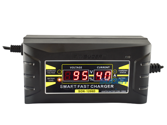 Suoer Portable Car Battery Charger With Digital Display 12V 6A SON-1206D - Alqamarshop