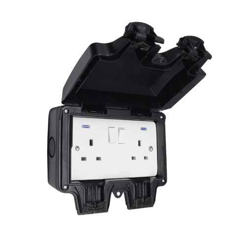 Weatherproof Socket with Switch IP66 Heavy Duty Outdoor Protection (T27578)