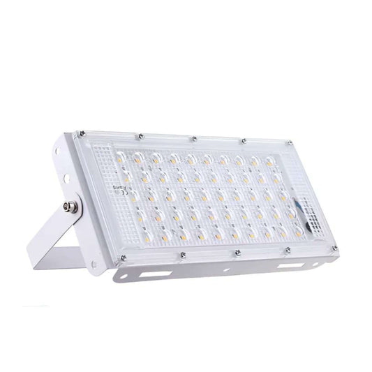 كشاف ضوئي LED من KSR بقوة 50 واط – مقاوم للماء IP65 للاستخدام الخارجي مع شعاع عريض 120 درجة (تيار متردد 220-240 فولت)