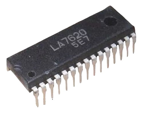 IC La7620 30PIN