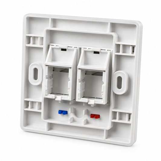 Kuwes AKL 25-6102 19D UK Type Face Plug Durable 3-Pin Electrical Connector
